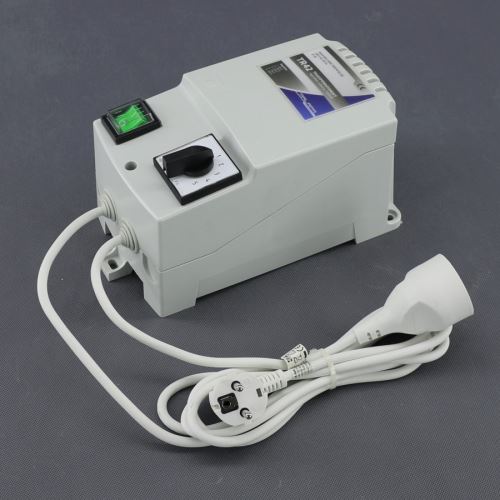 Malapa regulátor napětí transformátorový 1500W